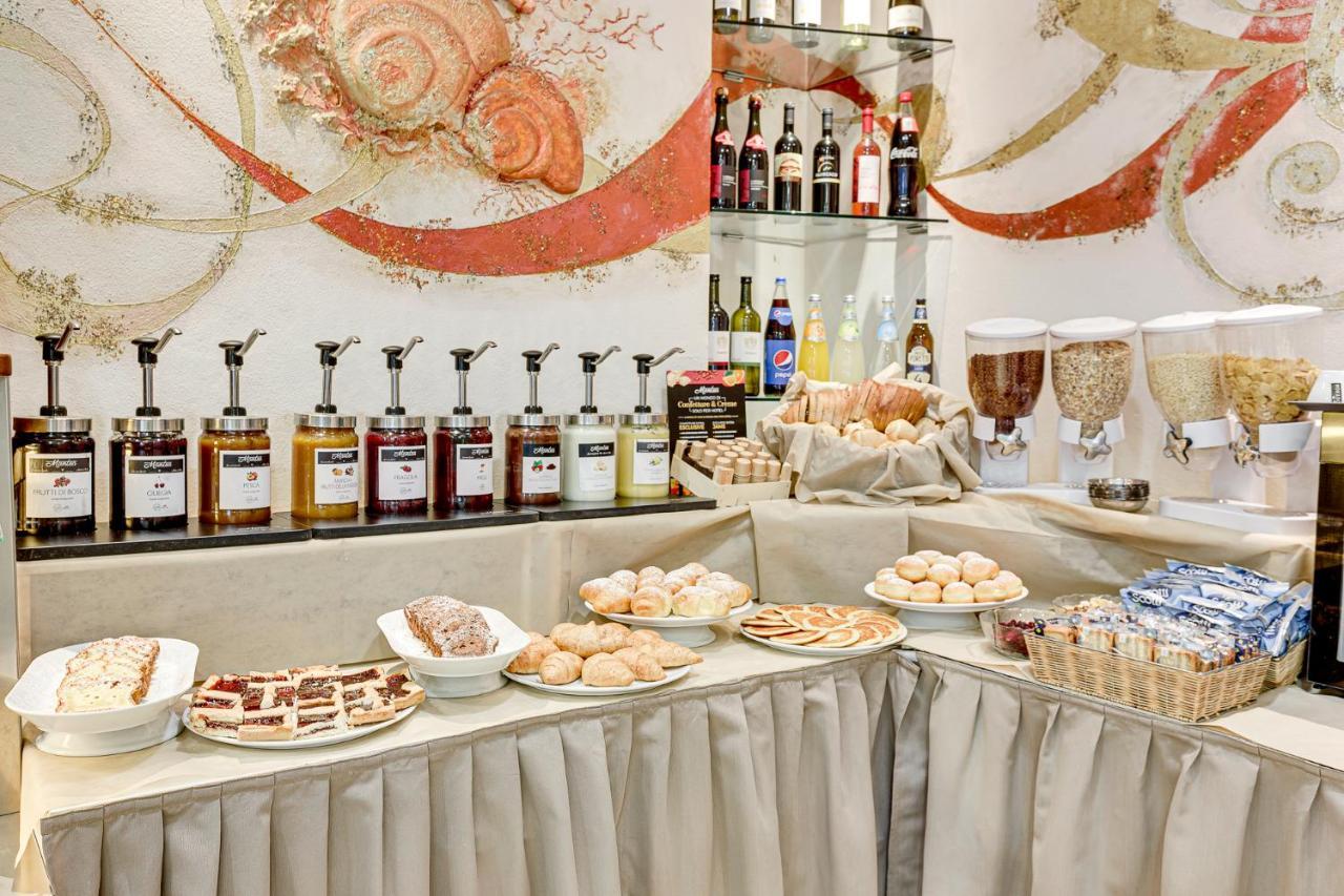 Hotel Giove Dipendenza Hotel Fiamma تْشيزيناتيكو المظهر الخارجي الصورة