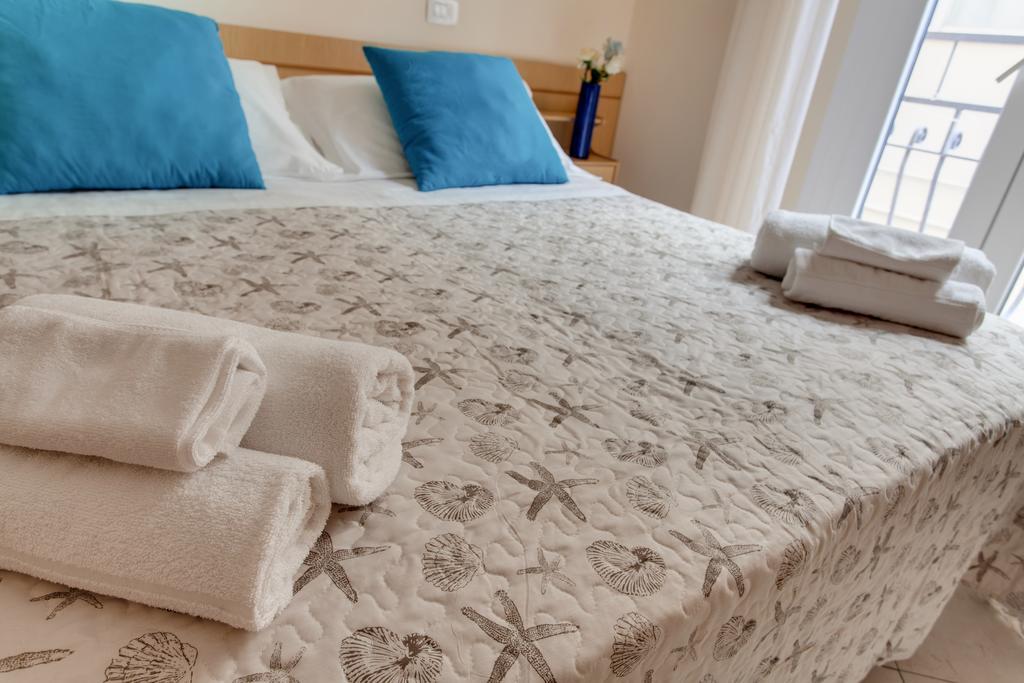 Hotel Giove Dipendenza Hotel Fiamma تْشيزيناتيكو المظهر الخارجي الصورة